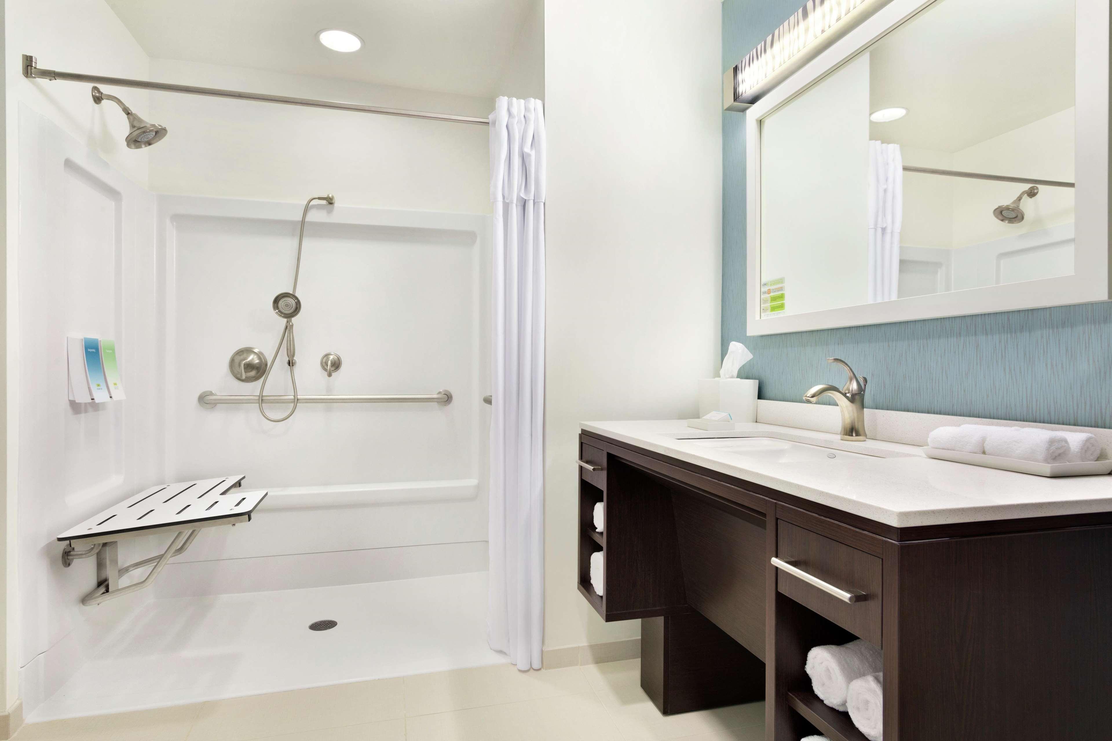 Home2 Suites By Hilton Middletown Buitenkant foto