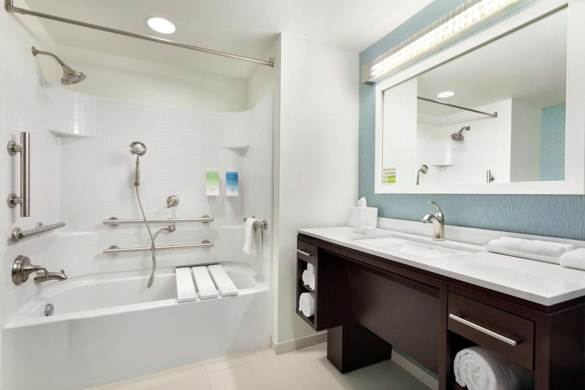 Home2 Suites By Hilton Middletown Buitenkant foto
